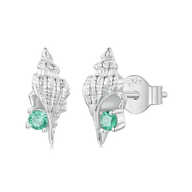 Boucles d'oreilles à tige en forme de conque, incrustées de zircones vertes, hypoallergéniques