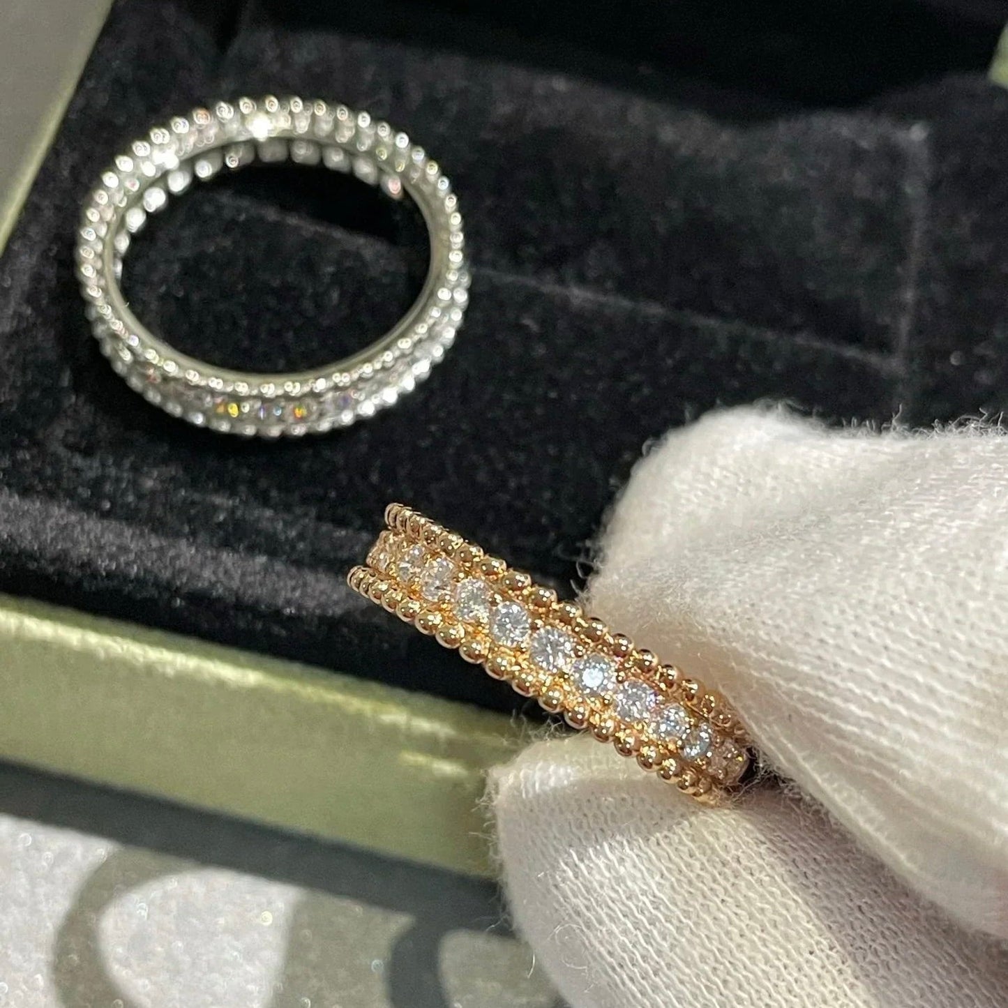 [Joyas Regalia] ANILLO DE ORO ROSA CON DIAMANTES PERLEE