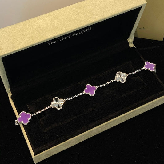[Joyas Regalia] PULSERA TRÉBOL 5 MOTIVOS PÚRPURA VIOLETA PLATA