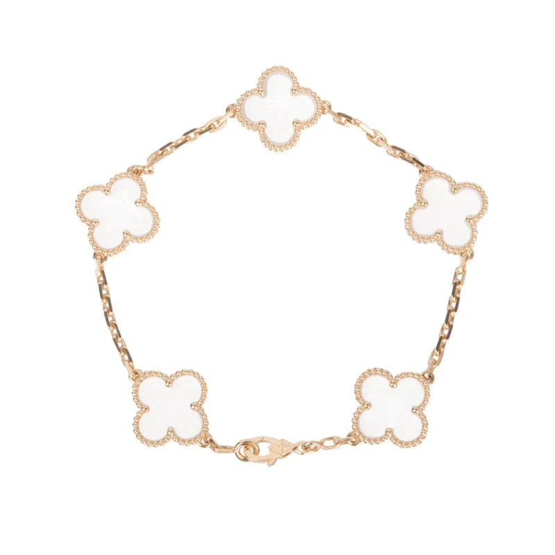 [Joyas Regalia] PULSERA DE ORO ROSA CON CRISTAL DE ROCA Y 5 MOTIVOS DE TRÉBOL