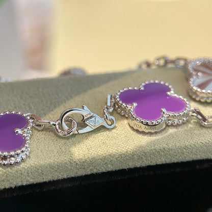 [Joyas Regalia] PULSERA TRÉBOL 5 MOTIVOS PÚRPURA VIOLETA PLATA
