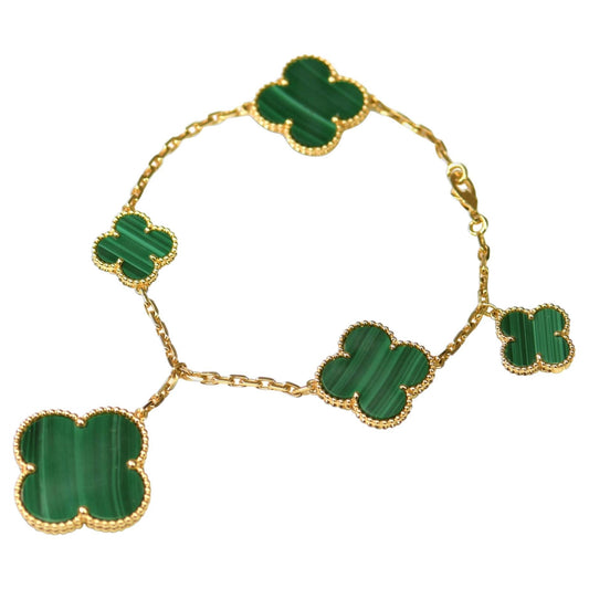 [Joyas Regalia]PULSERA DE ORO CON MALAQUITA Y TRÉBOL MÁGICO CON 5 MOTIVOS