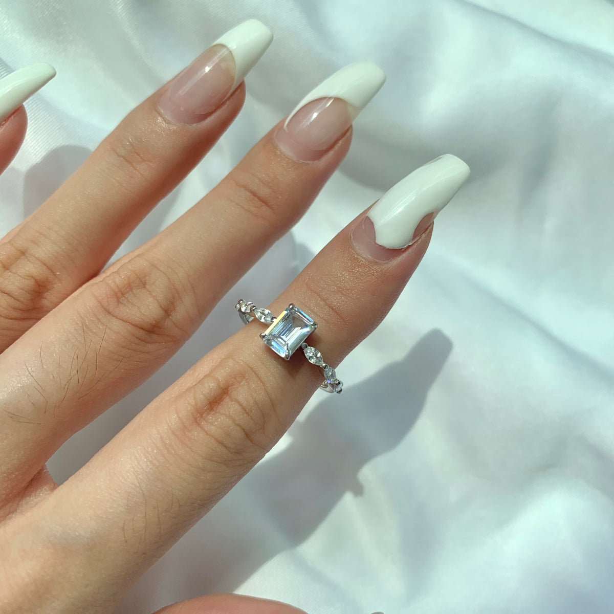 [Joyas Regalia] Anillo diario de corte radiante y delicado de 1,0 quilates