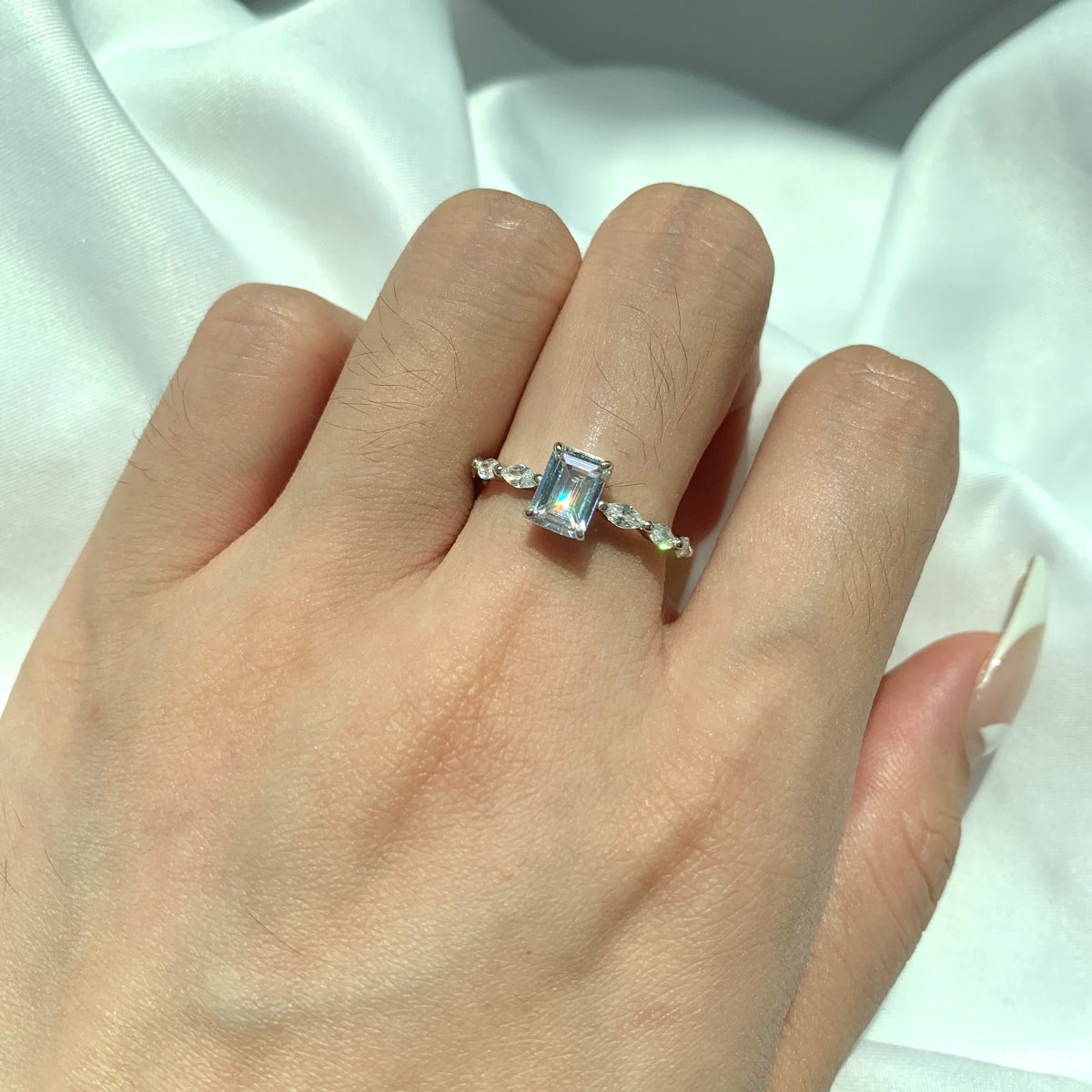 [Joyas Regalia] Anillo diario de corte radiante y delicado de 1,0 quilates
