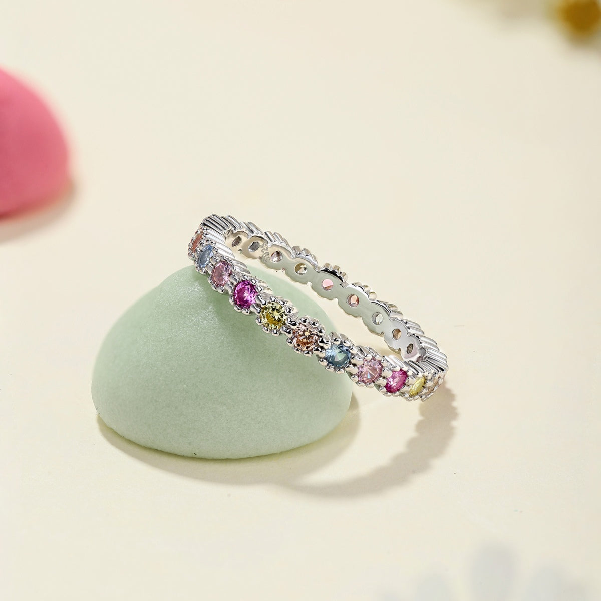 [Joyas Regalia] Exquisito anillo de fiesta de corte redondo colorido