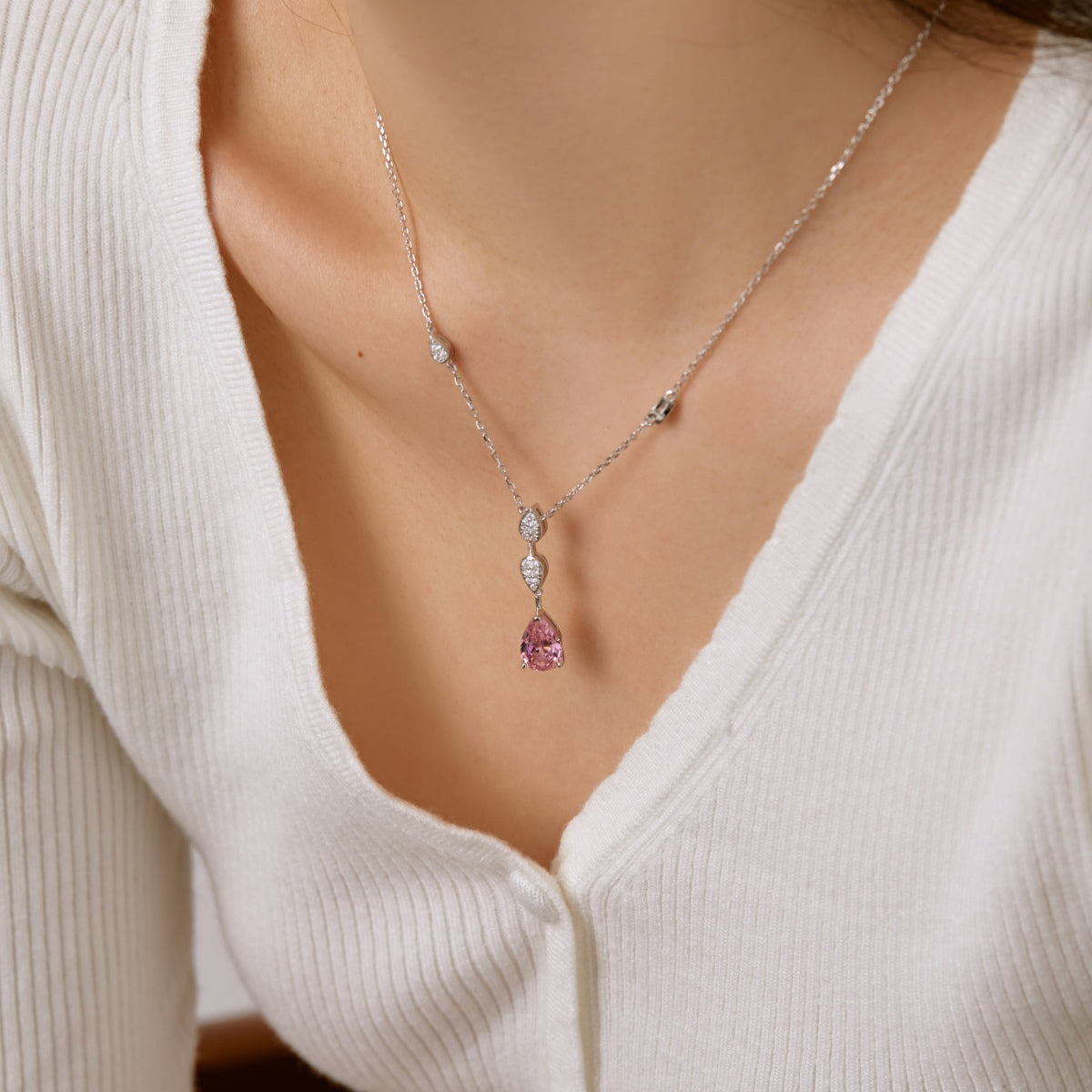 [Regalia jewelry]Dazzling Pear Cut Necklace