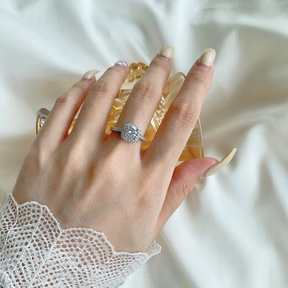 [Regalia jewelry]Dazzling Resplendent Round Cut Wedding Ring