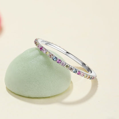 [Joyas Regalia] Anillo de tenis de corte redondo adornado y colorido
