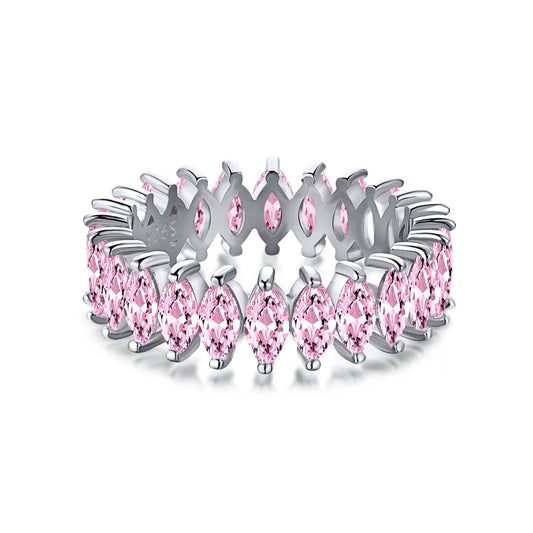 [Joyas Regalia] Precioso anillo de tenis con corte marquesa