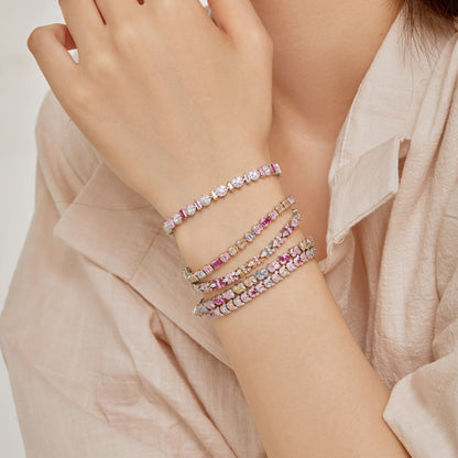 [Bijoux Regalia] Bracelet de fête délicat et coloré en émeraude taillée