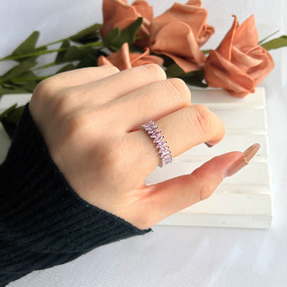 [Joyas Regalia] Precioso anillo de tenis con corte marquesa