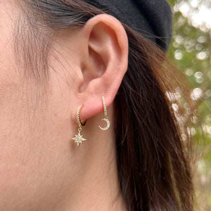 [Joyas Regalia]Pendientes asimétricos de estrella y luna