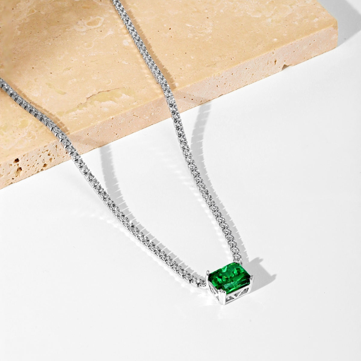 [Regalia jewelry]4.0 Carat Elegant Radiant Cut Necklace