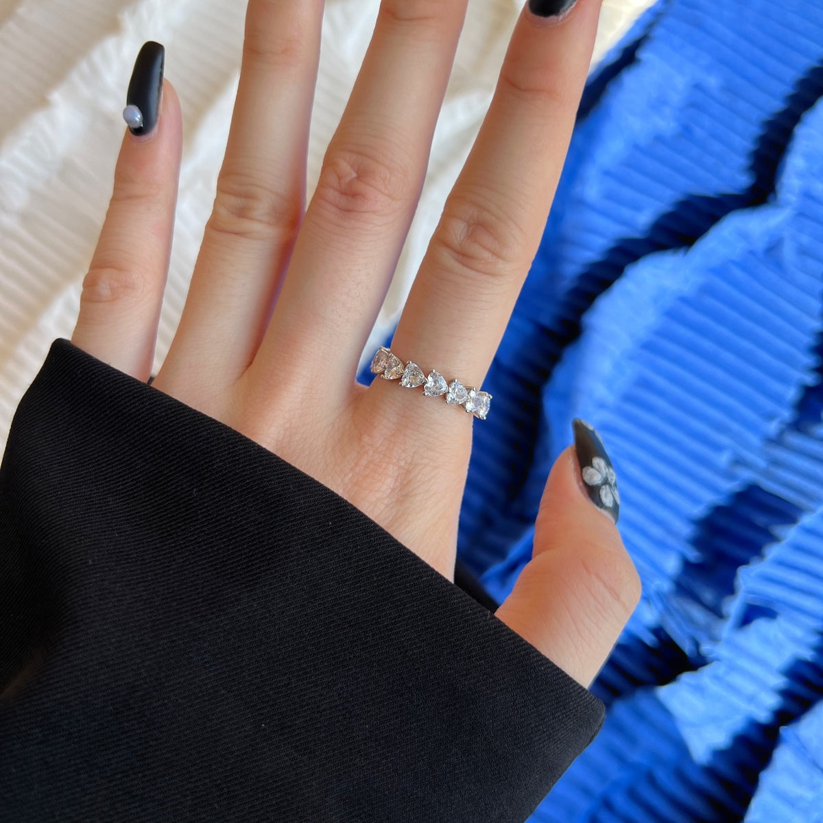 [Joyería Regalia] Anillo de enamorados con corte de corazón, radiante y romántico, de 0,25 quilates