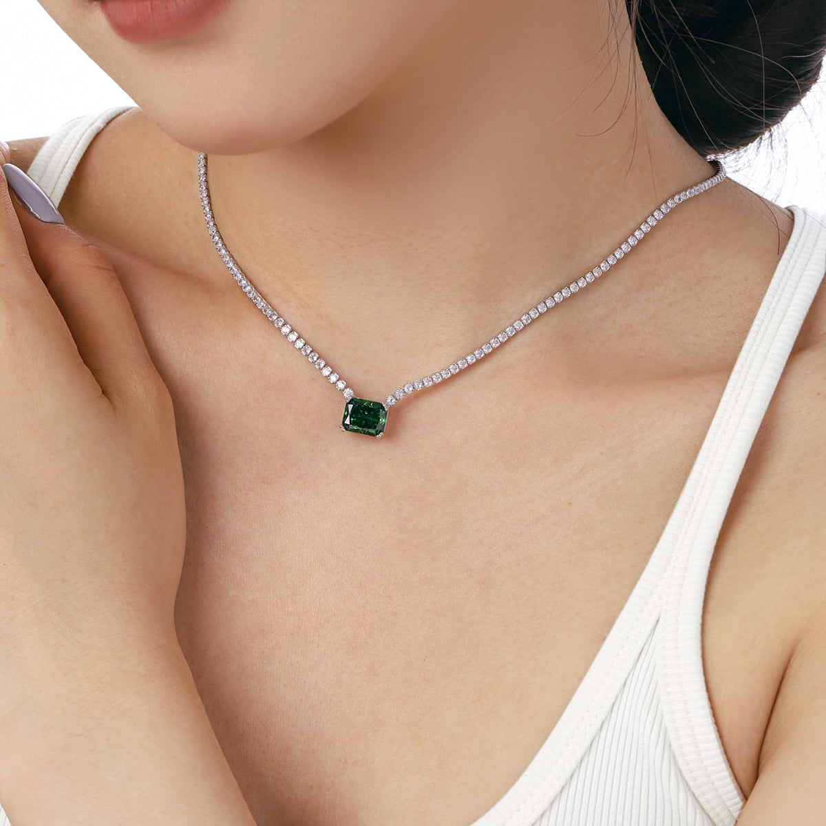 [Regalia jewelry]4.0 Carat Elegant Radiant Cut Necklace