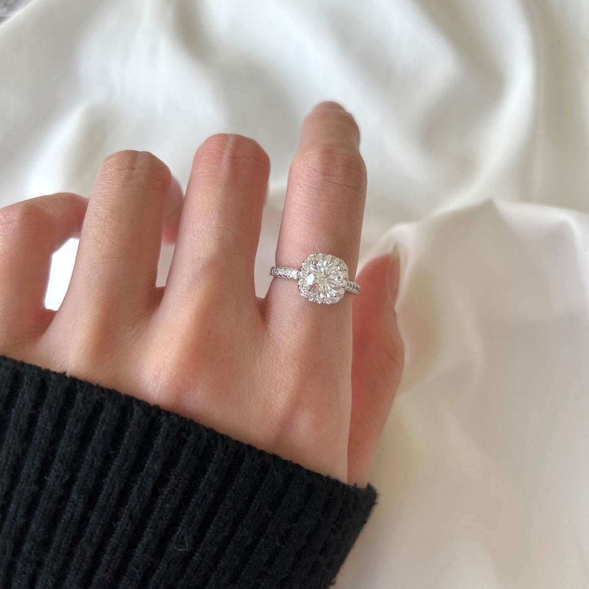 [Regalia jewelry]Dazzling Resplendent Round Cut Wedding Ring