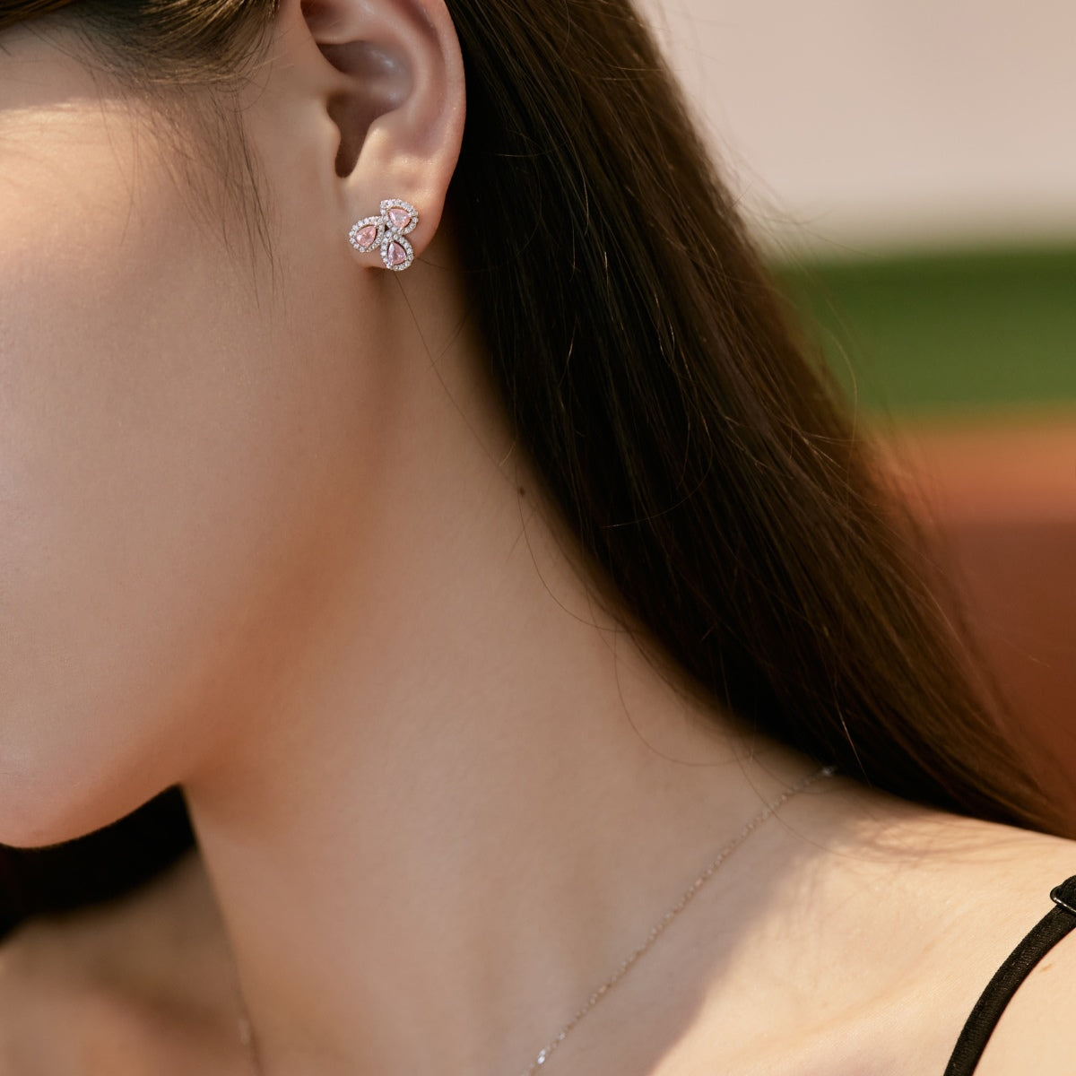 [Regalia jewelry]Ornate Flower Shape Pear Cut Lover Earrings