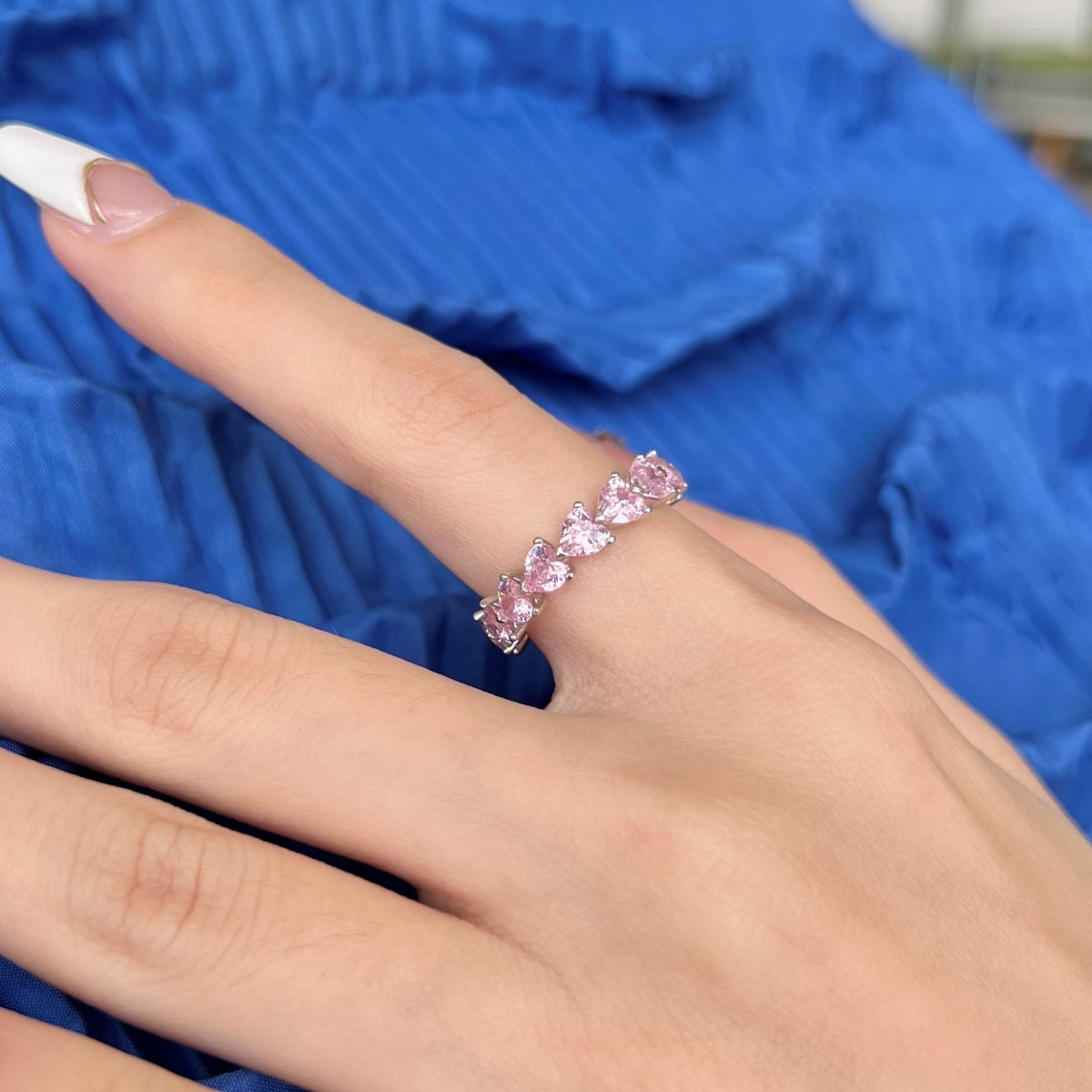 [Joyería Regalia] Anillo de enamorados con corte de corazón, radiante y romántico, de 0,25 quilates
