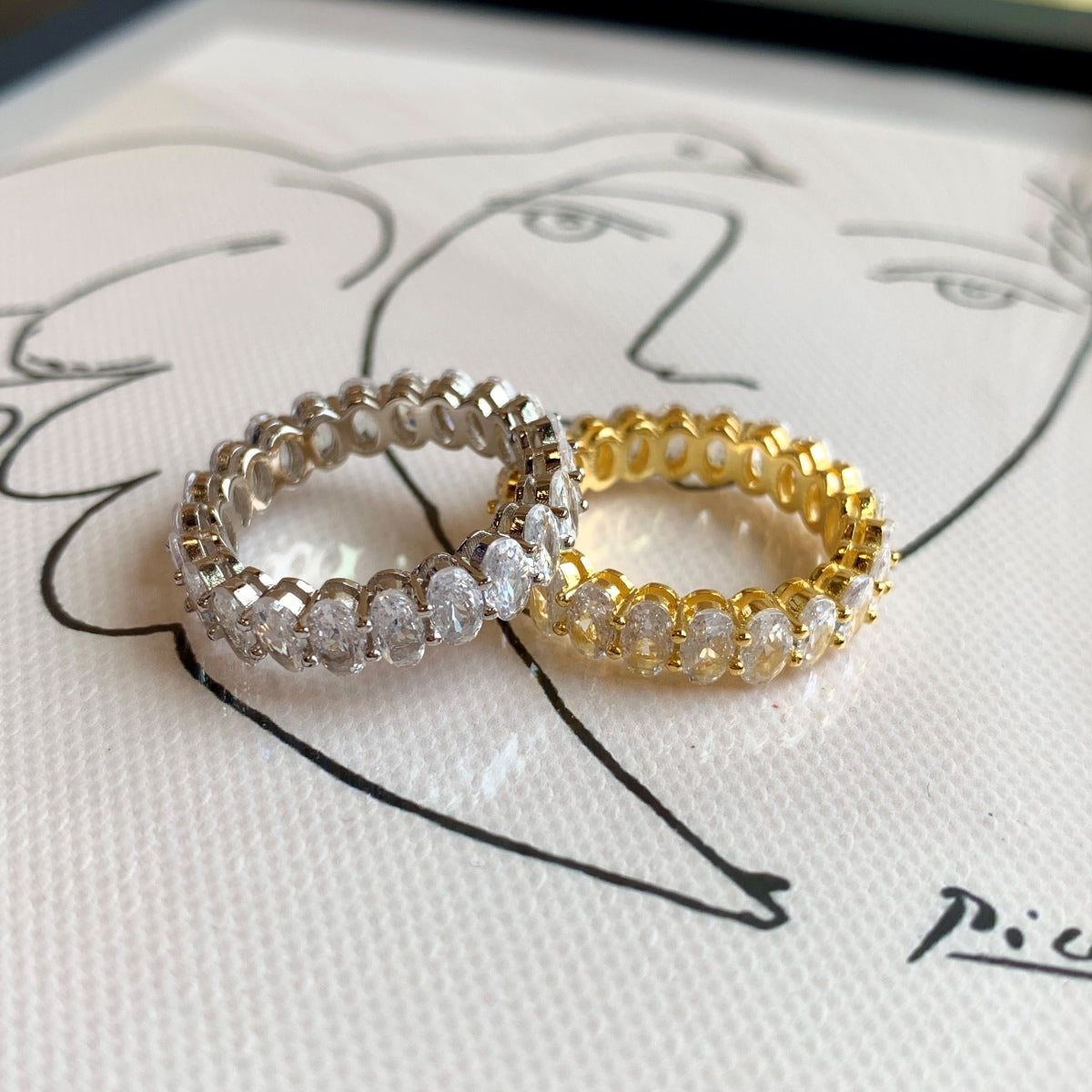[Joyas Regalia]Anillo de tenis con corte ovalado ornamentado