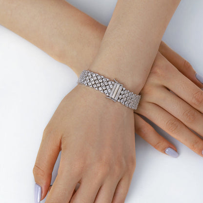 [Bijoux Regalia] Bracelet de fête élégant et orné de coupe ronde