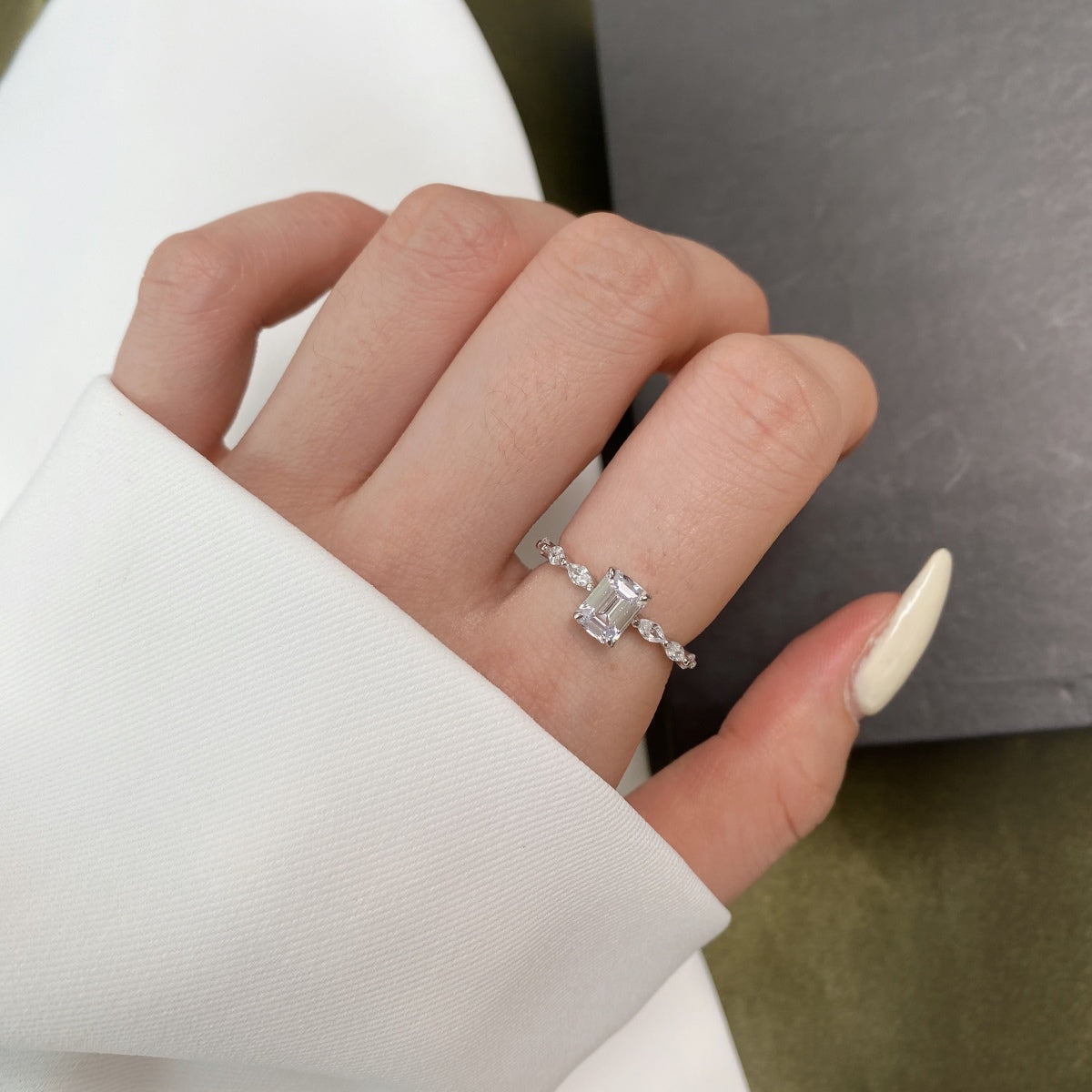 [Joyas Regalia] Anillo diario de corte radiante y delicado de 1,0 quilates