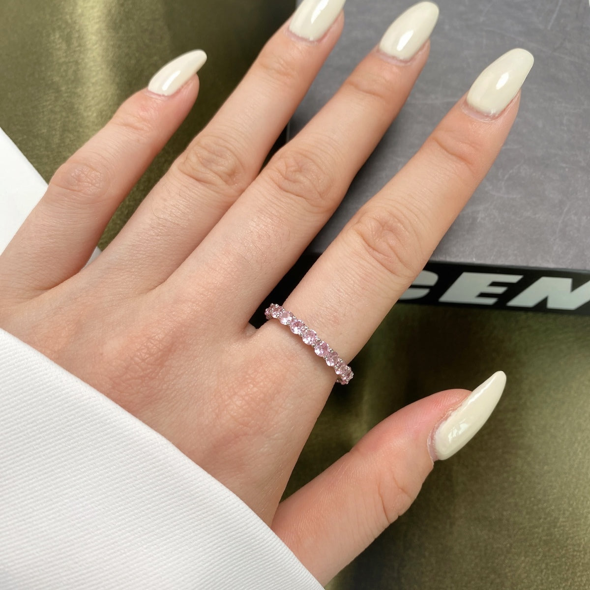 [Joyas Regalia] Anillo de tenis de corte redondo brillante