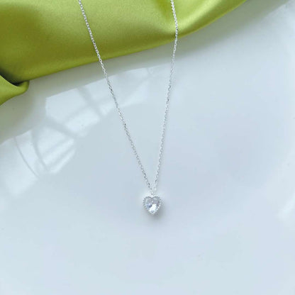 [Regalia jewelry]Ornate Heart Shape Necklace