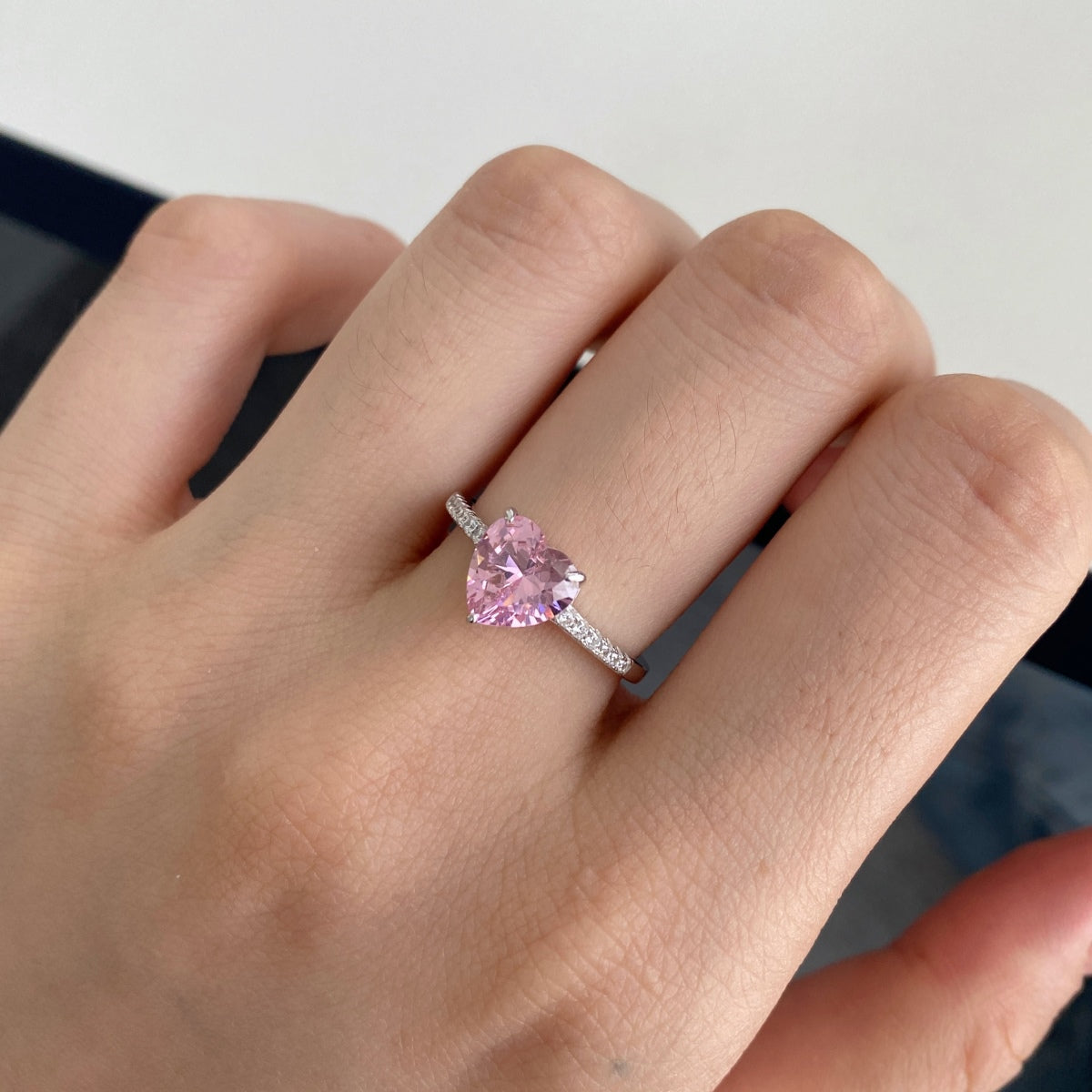 [Joyas Regalia] Anillo de amante con corte de corazón deslumbrante y brillante de 2.0 quilates