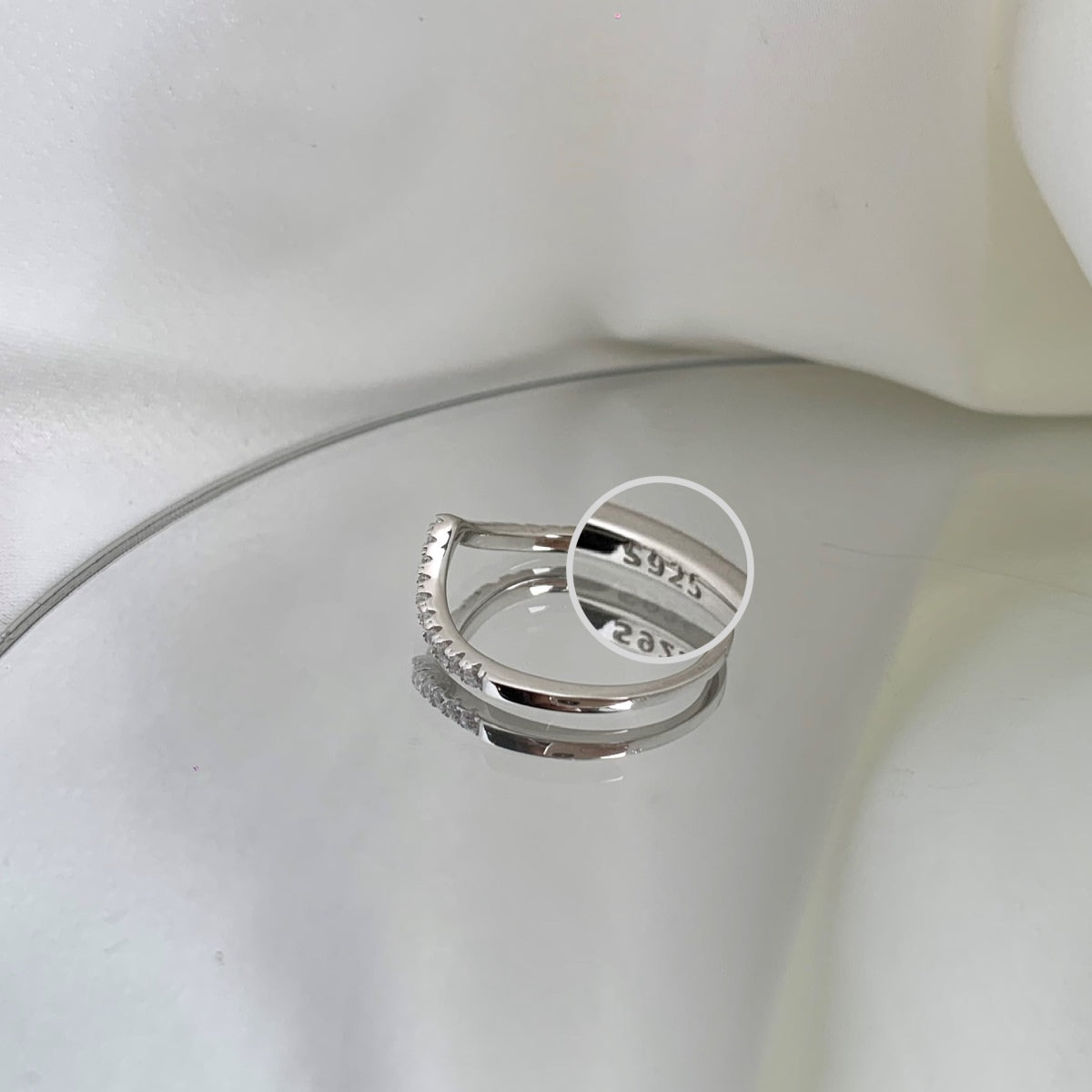 [Joyas Regalia] Anillo de tenis elaborado