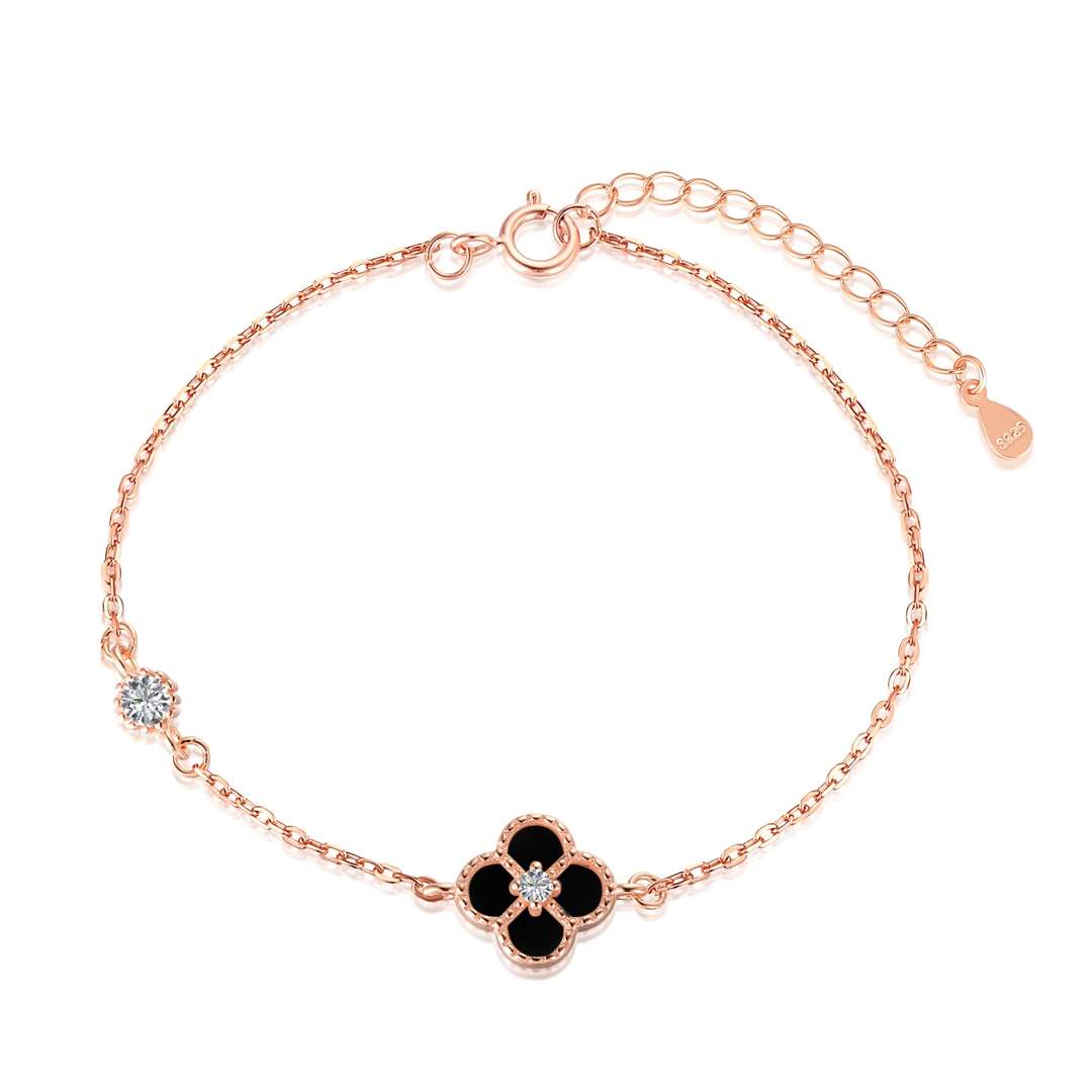 [Bijoux Regalia] Bracelet délicat trèfle à quatre feuilles