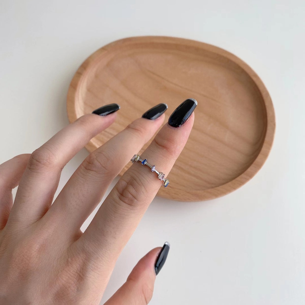 [Joyas Regalia] Anillo diario único con corte trapezoidal