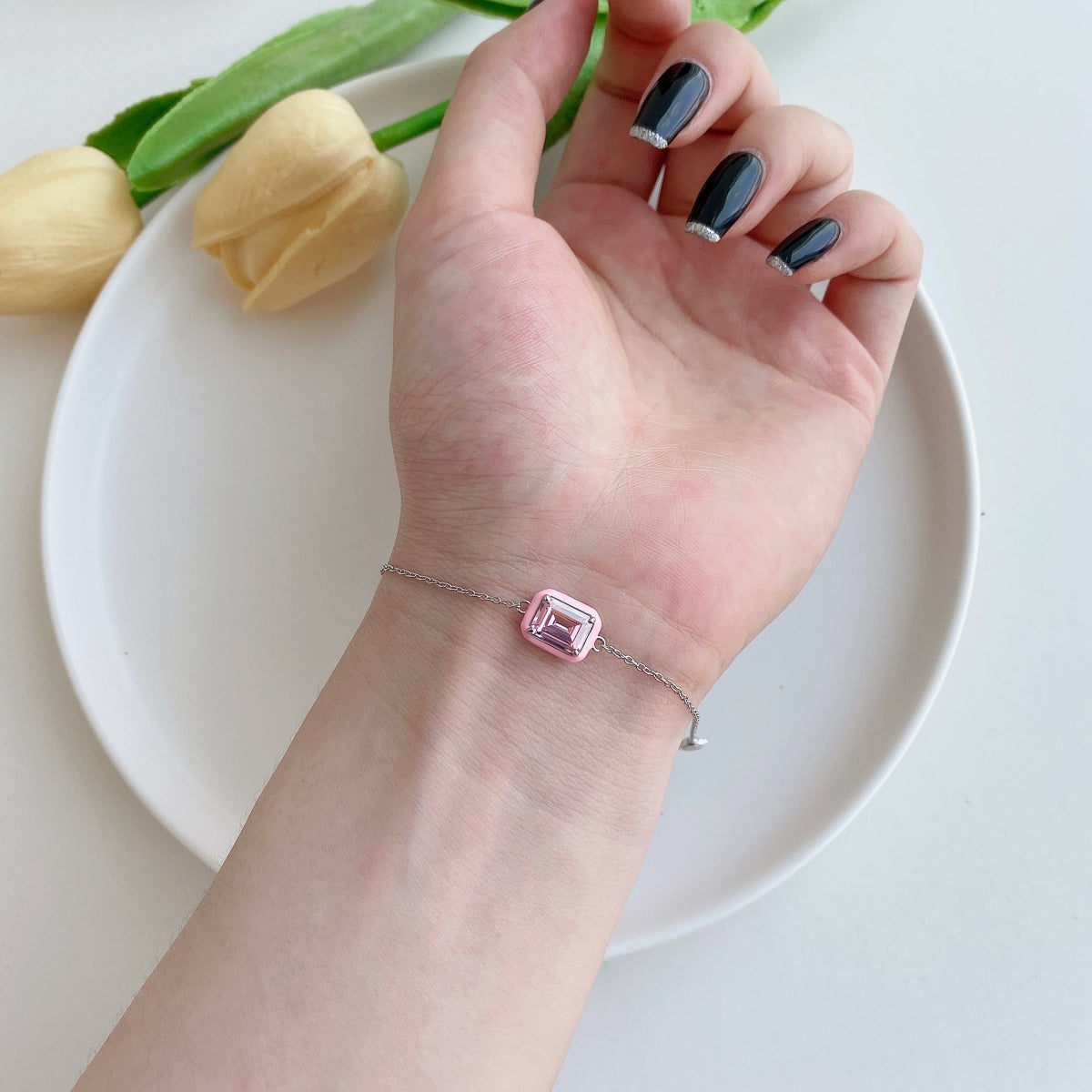 [Bijoux Regalia] Bracelet quotidien en émeraude colorée scintillante de 2,0 carats