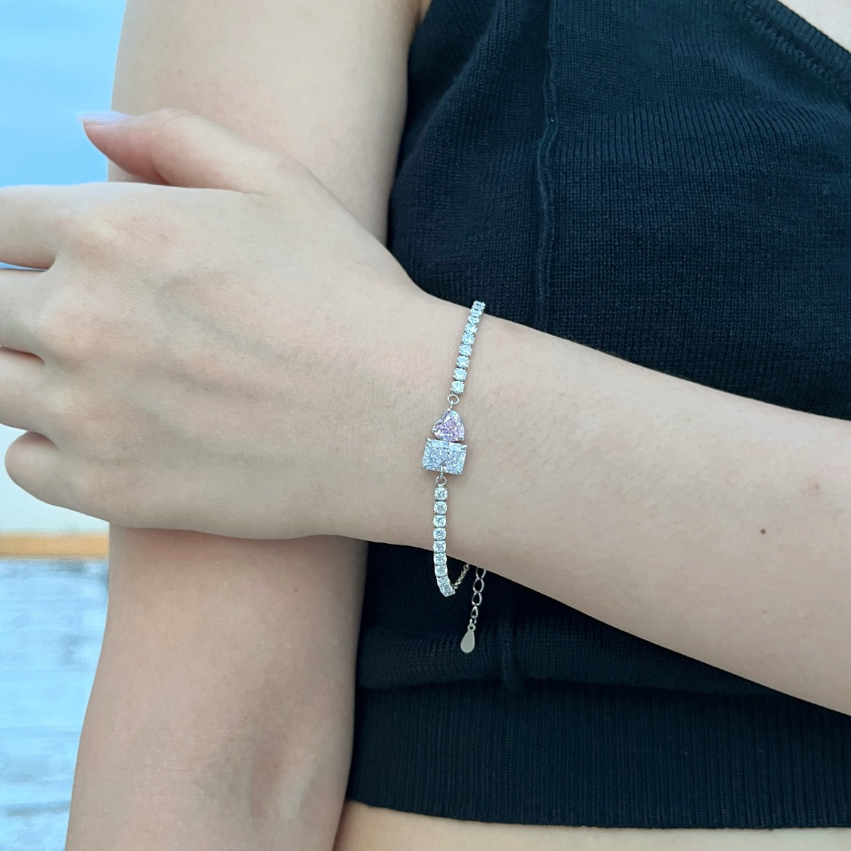 [Bijoux Regalia] Bracelet amoureux multi-formes unique et éblouissant