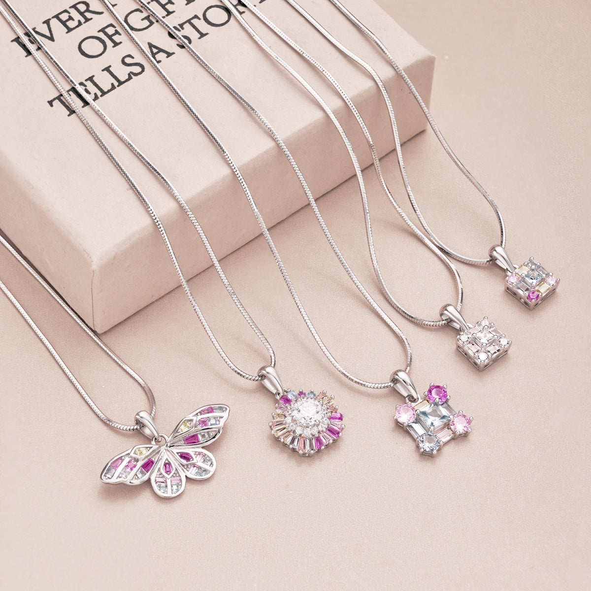[Regalia jewelry]Charming Flower Colorful Necklace