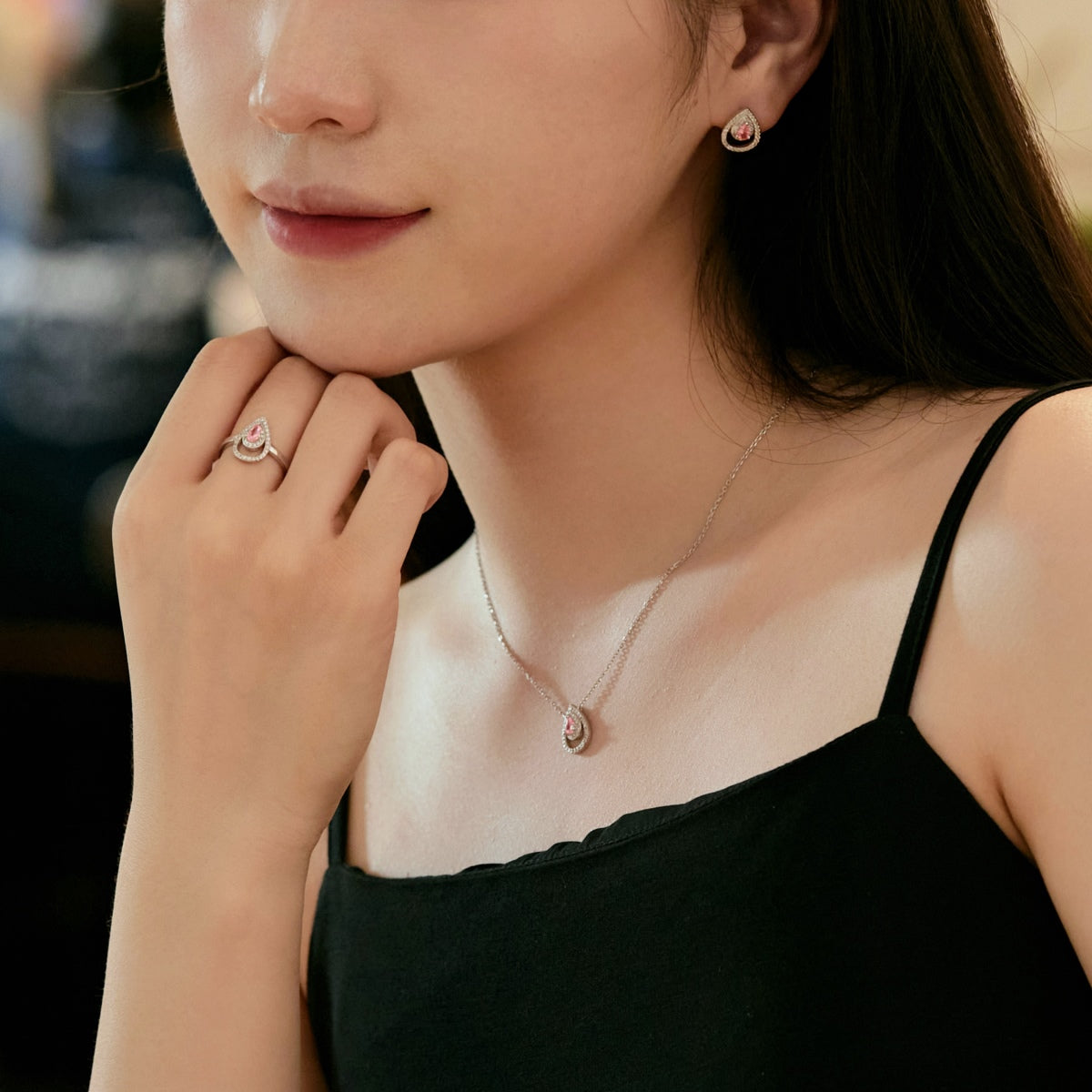 [Regalia jewelry]Sparkling Pear Cut Necklace