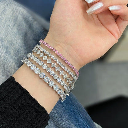 [Bijoux Regalia] Bracelet quotidien orné de 0,5 carat taille princesse