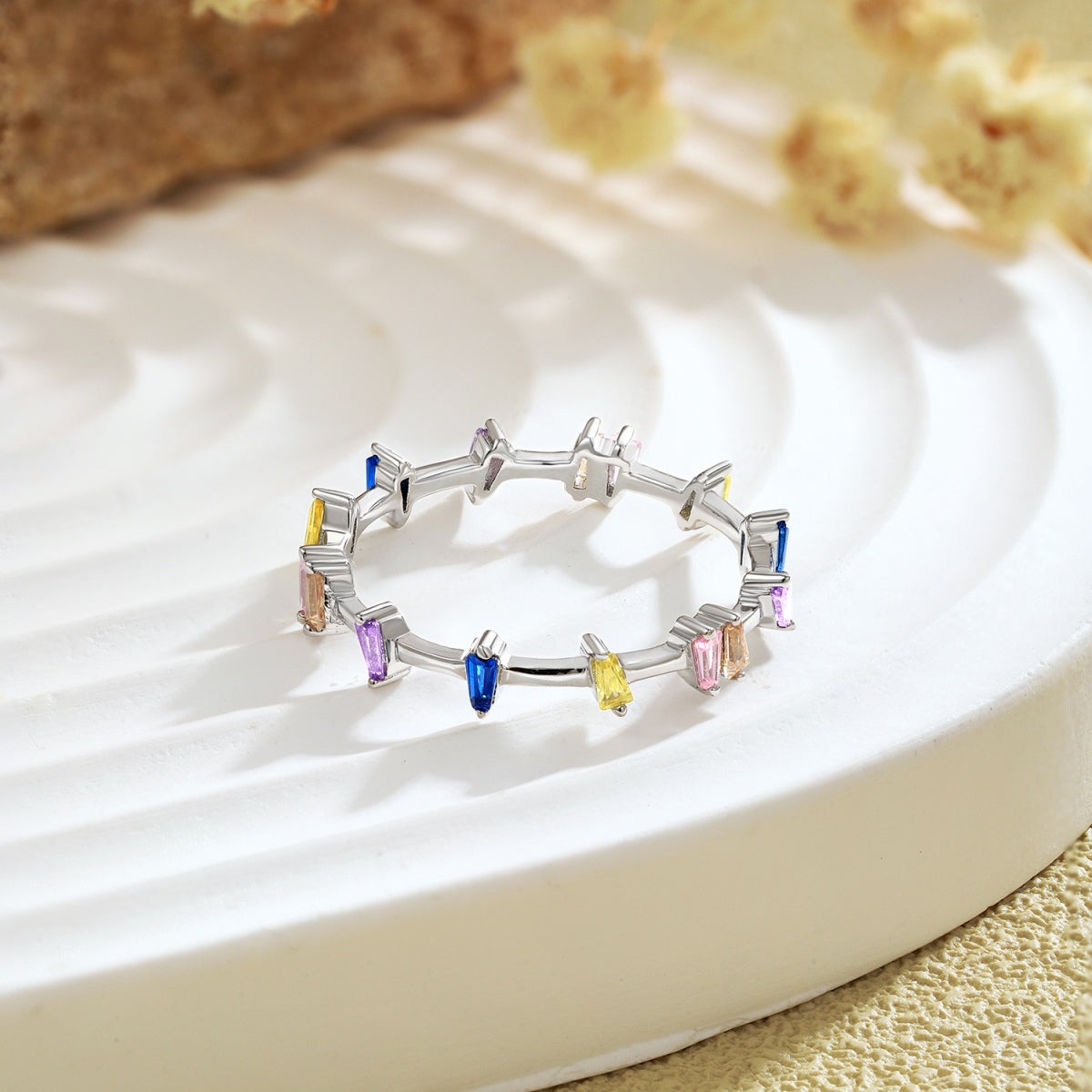 [Joyas Regalia] Anillo diario único con corte trapezoidal