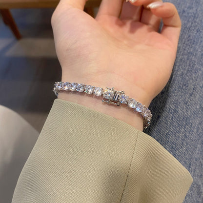 [Bijoux Regalia] Bracelet de mariage rond orné et scintillant