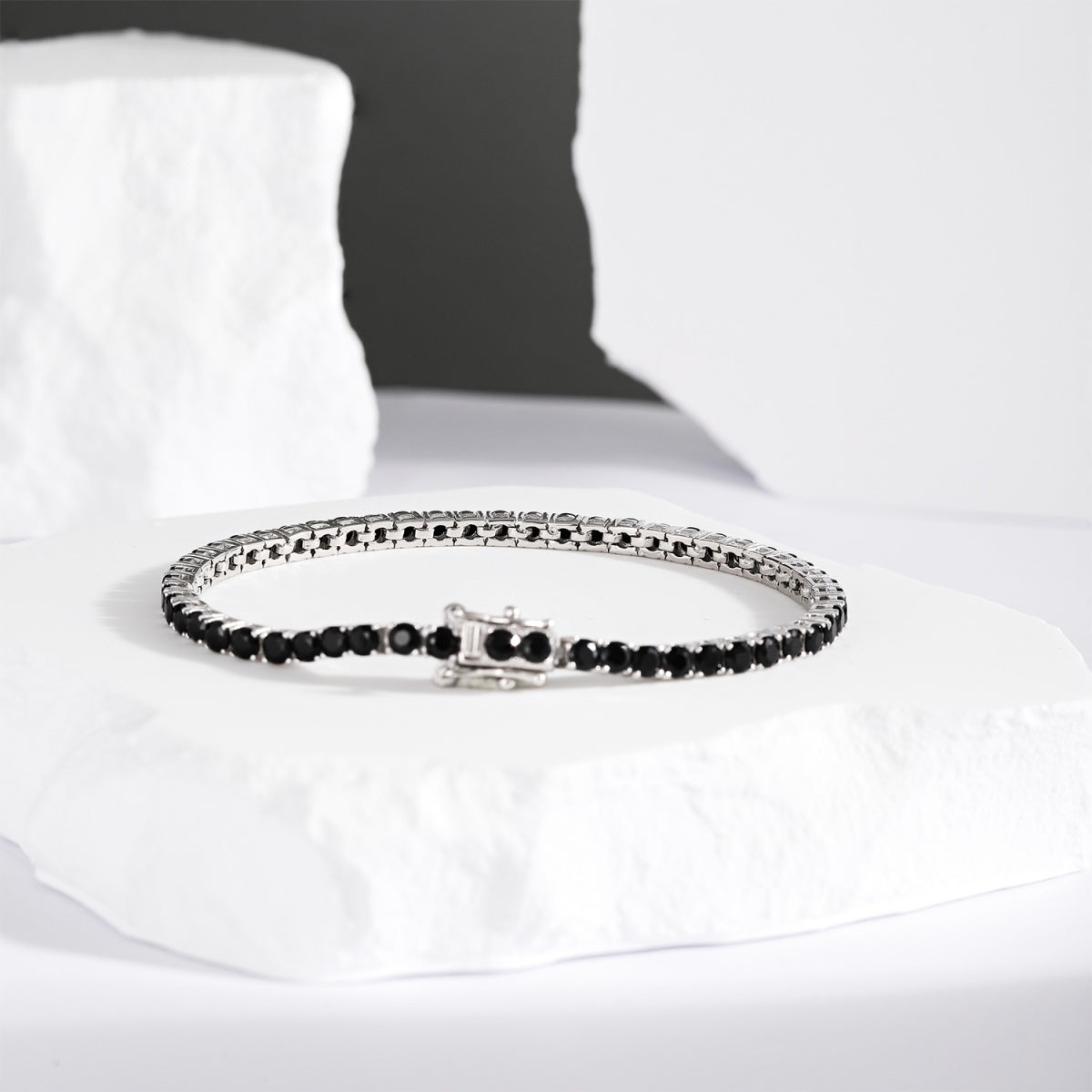 [Bijoux Regalia] Bracelet de fête rond coloré et éclatant