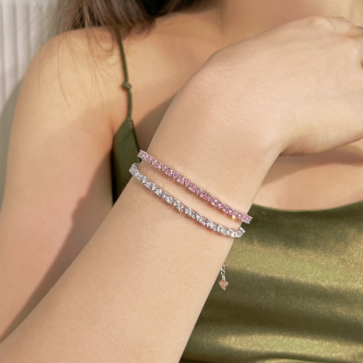 [Bijoux Regalia] Bracelet amoureux éblouissant en forme de cœur romantique