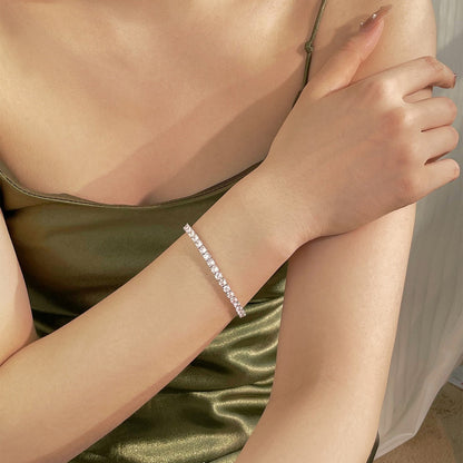 [Bijoux Regalia] Bracelet de tennis luxueux à coupe ronde ornée