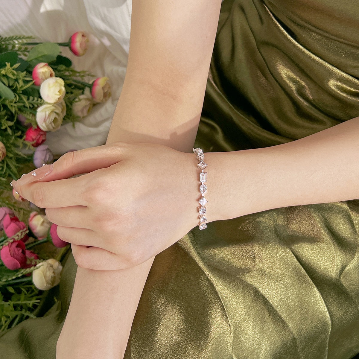 [Bijoux Regalia] Bracelet quotidien unique et exquis à plusieurs coupes