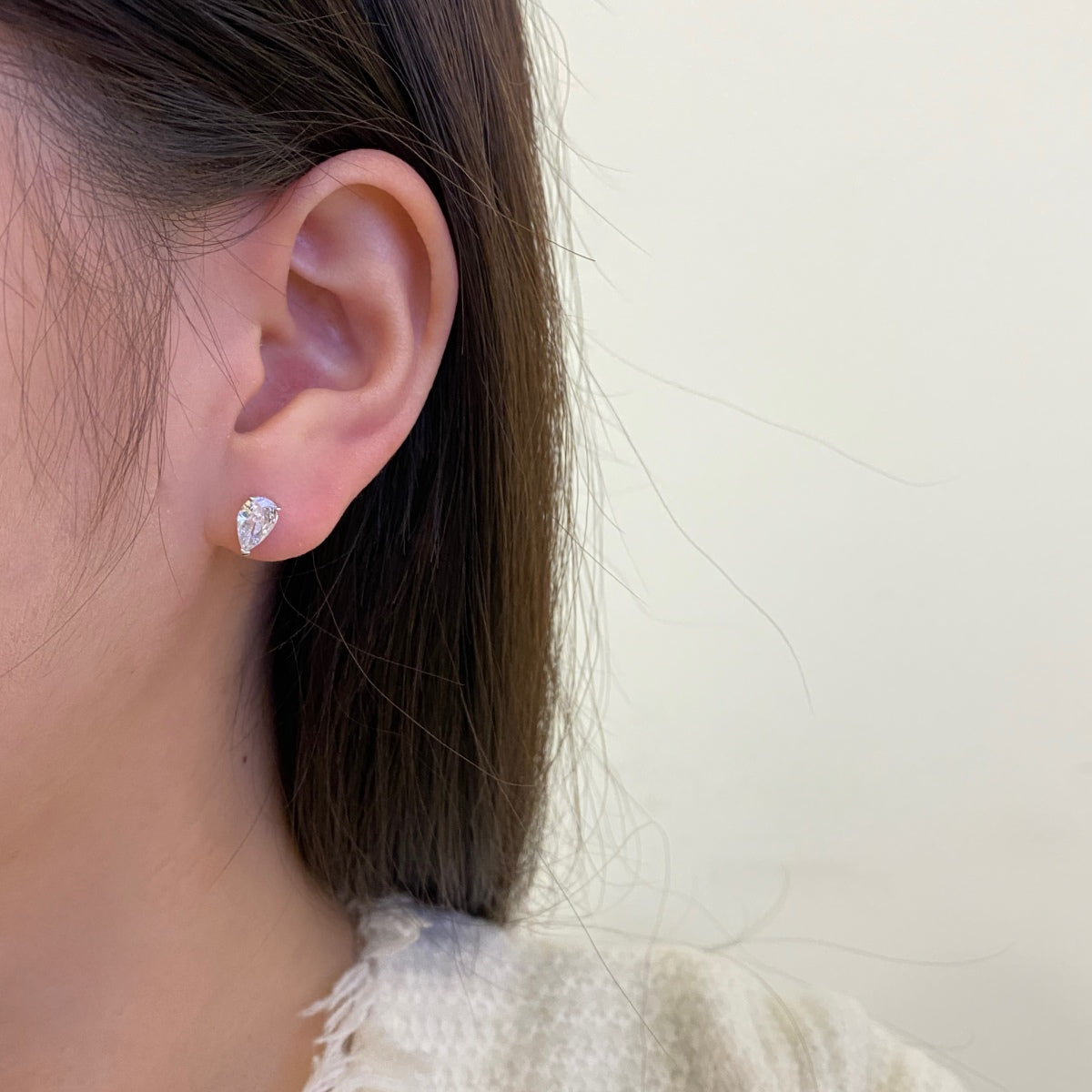 [Joyas Regalia]Pendientes con forma de gota de agua ornamentada