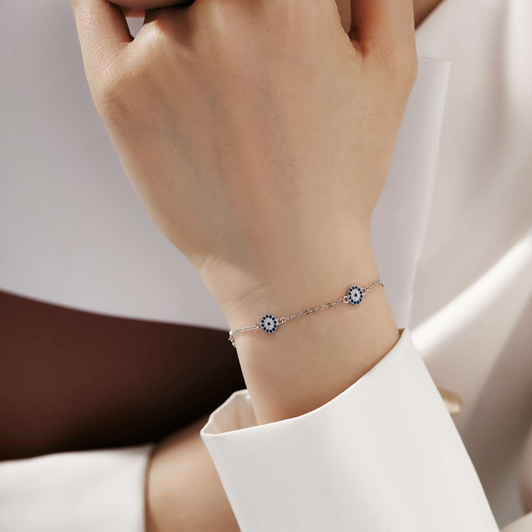 [Bijoux Regalia] Collier pendentif délicat de forme ronde