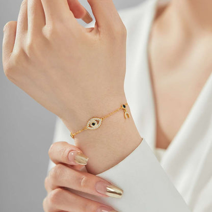 [Bijoux Regalia] Collier délicat en forme d'œil