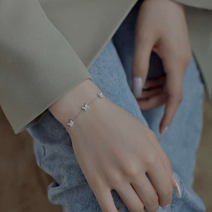 [Bijoux Regalia] Collier en forme de papillon radieux