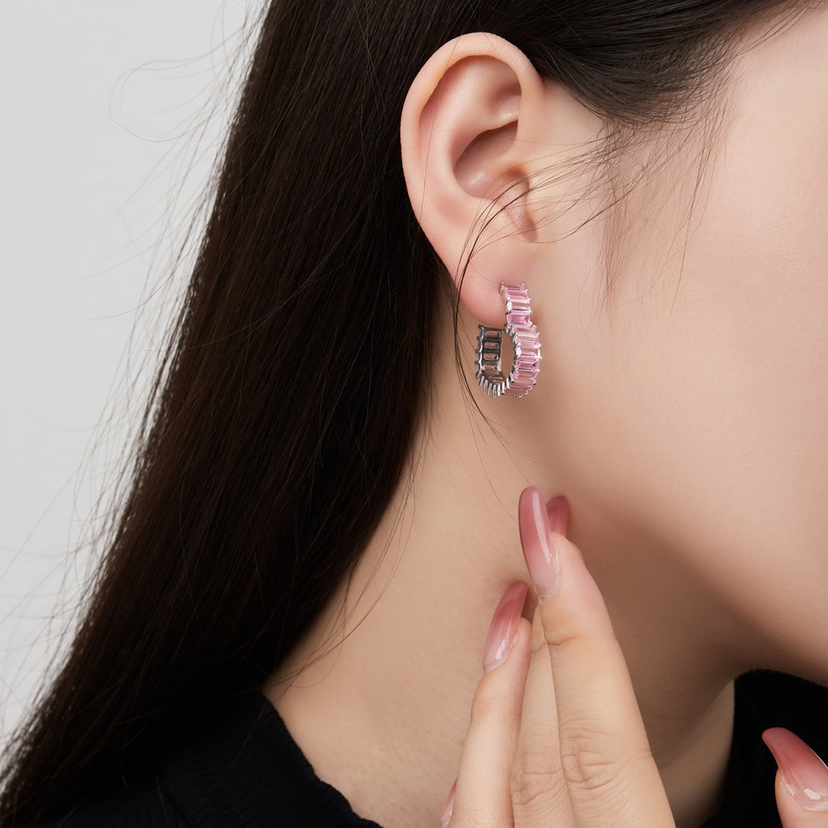 [Regalia jewelry]Radiant Heart Cutout Earrings