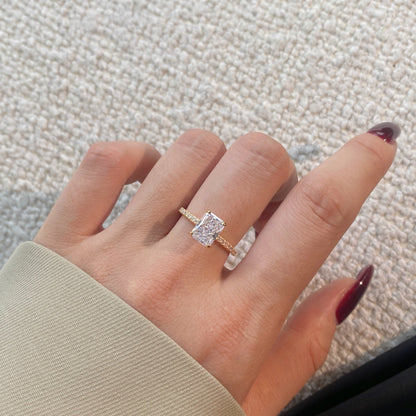 [Joyas Regalia] Anillo de fiesta de corte radiante y deslumbrante de 2.0 quilates