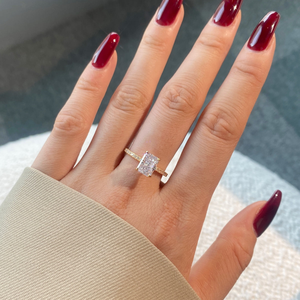 [Joyas Regalia] Anillo de fiesta de corte radiante y deslumbrante de 2.0 quilates