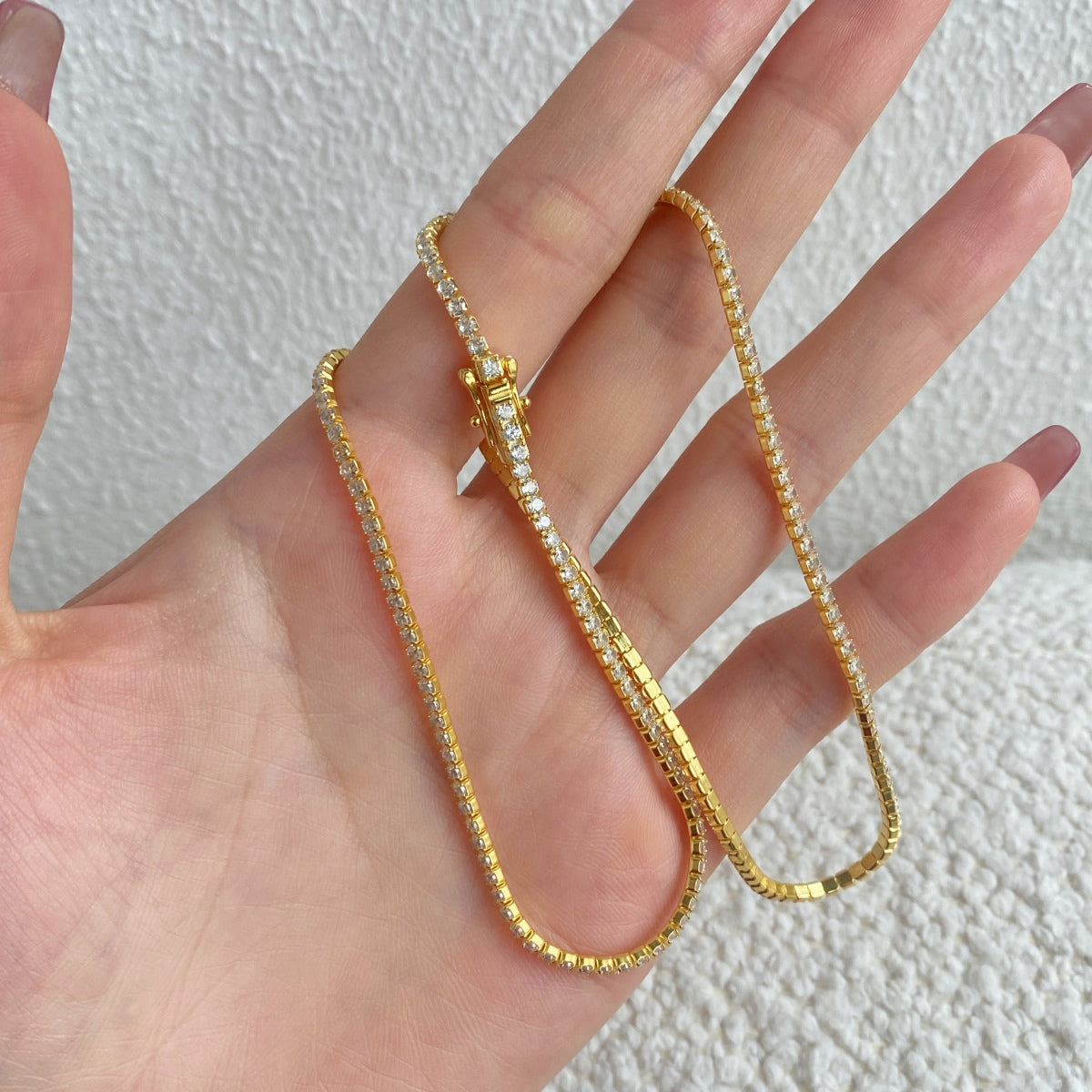[Joyas Regalia] Delicado collar de tenis redondo